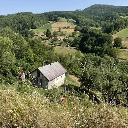 Dedina Kuca Pod Mucnjem 別荘 *