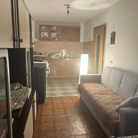 Dedina Kuca Pod Mucnjem 別荘 イヴァニツァ